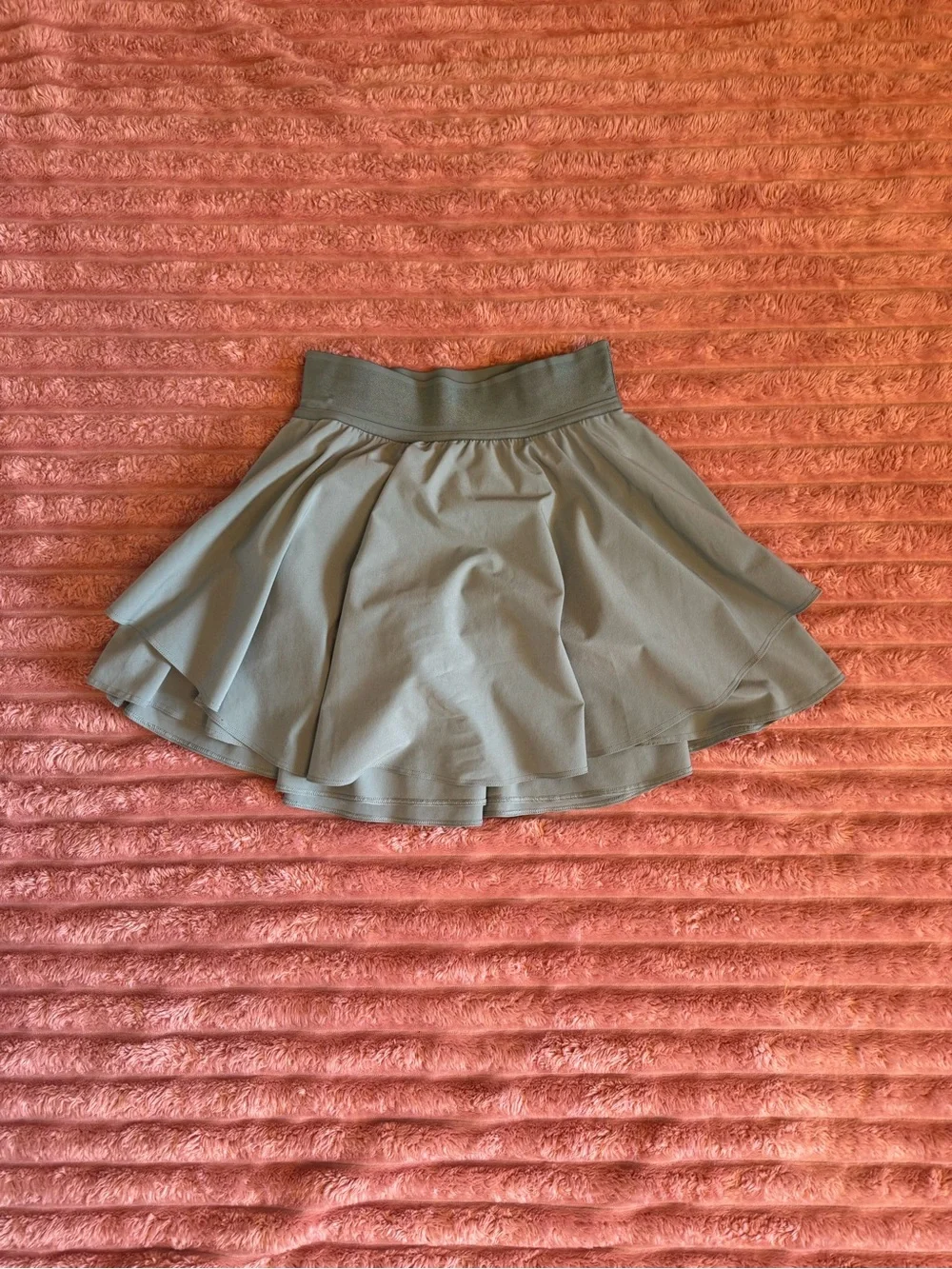 Lululemon Court Rival High-Rise Skirt silver ice